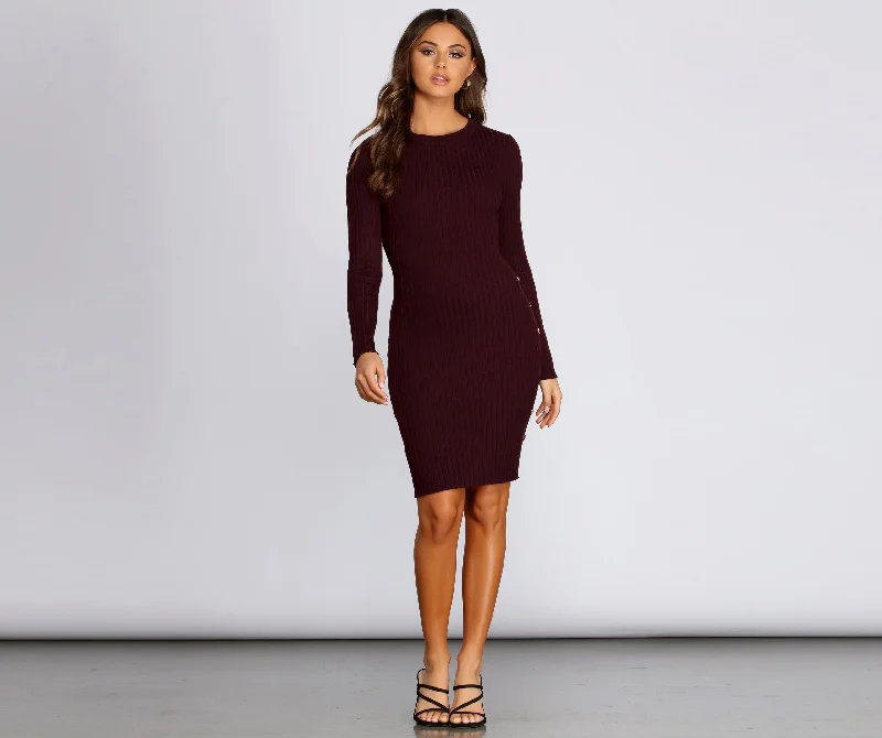 Sassy Snaps Ribbed Midi Dress